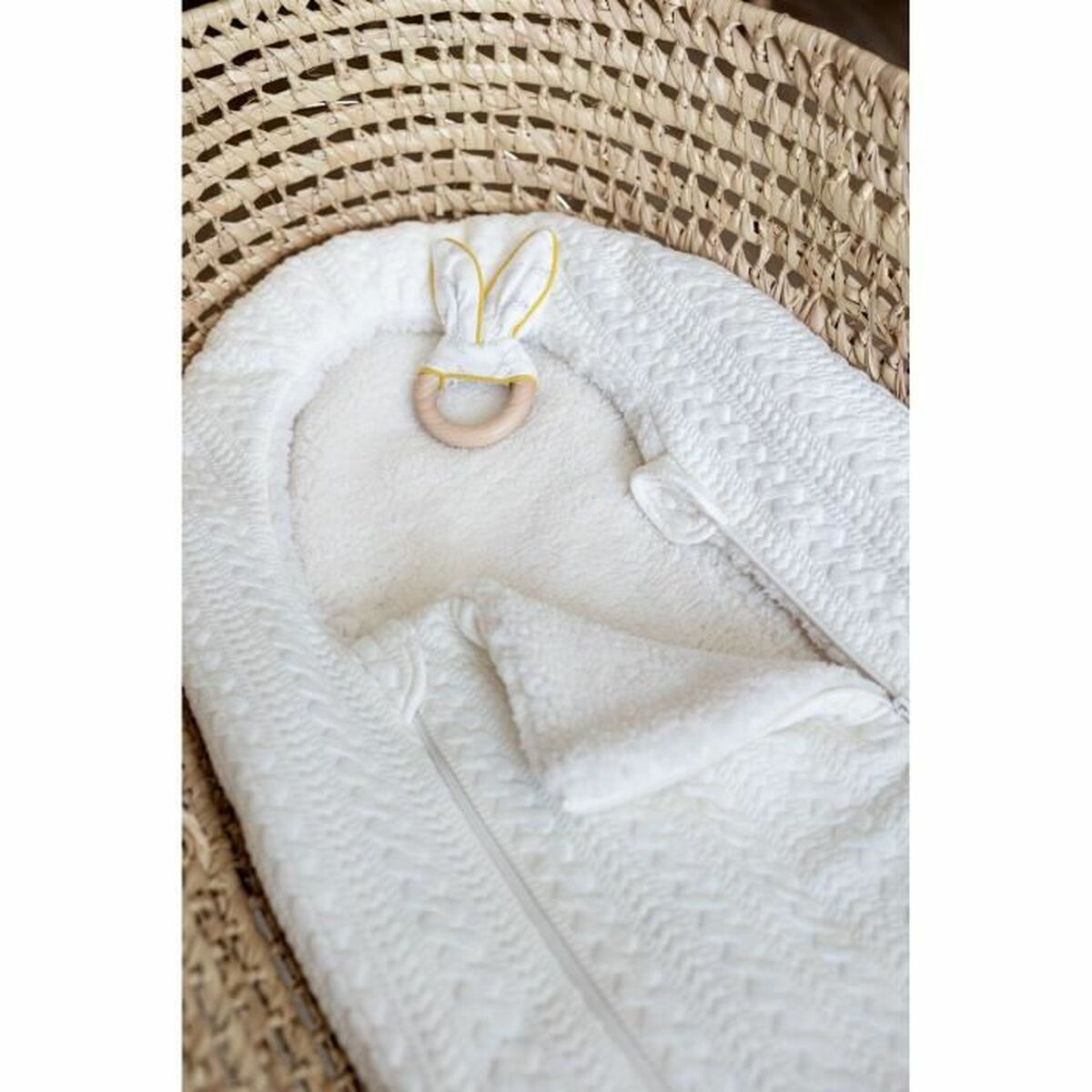 V8HB4F05FB9B359FDF4AFEDF2ED11F25532R7405474P2